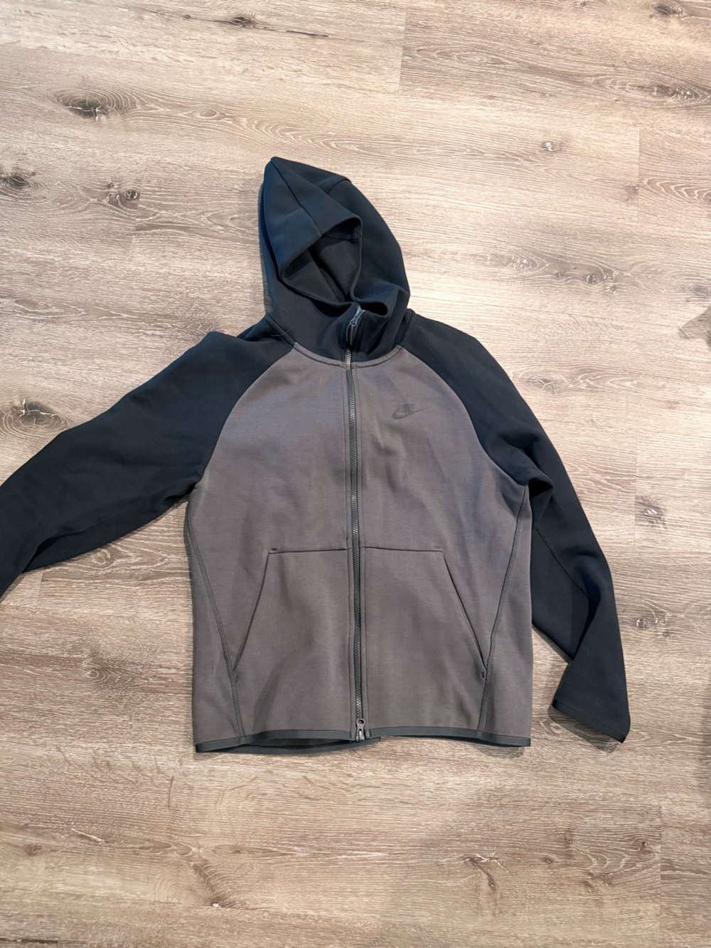 Nike Women’s Black and Gray Full-Zip Hooded Performance Jacket
